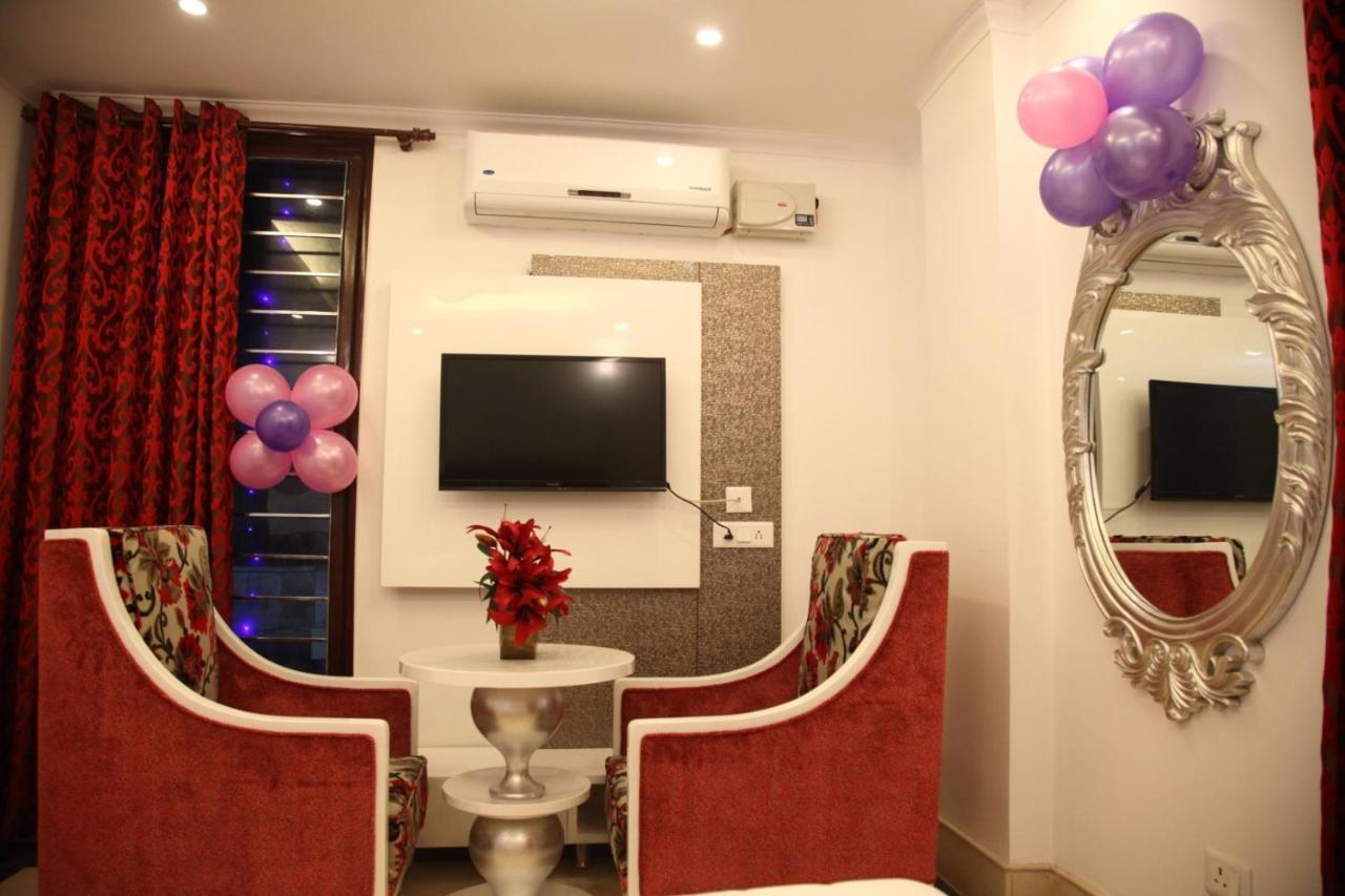 Hotel Dev Residency Vrindavan Luaran gambar