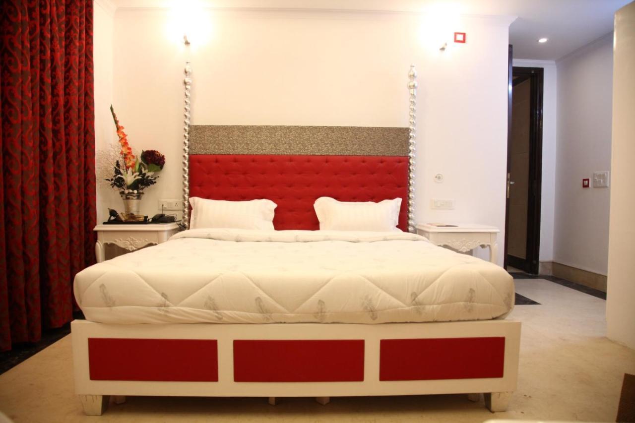 Hotel Dev Residency Vrindavan Luaran gambar