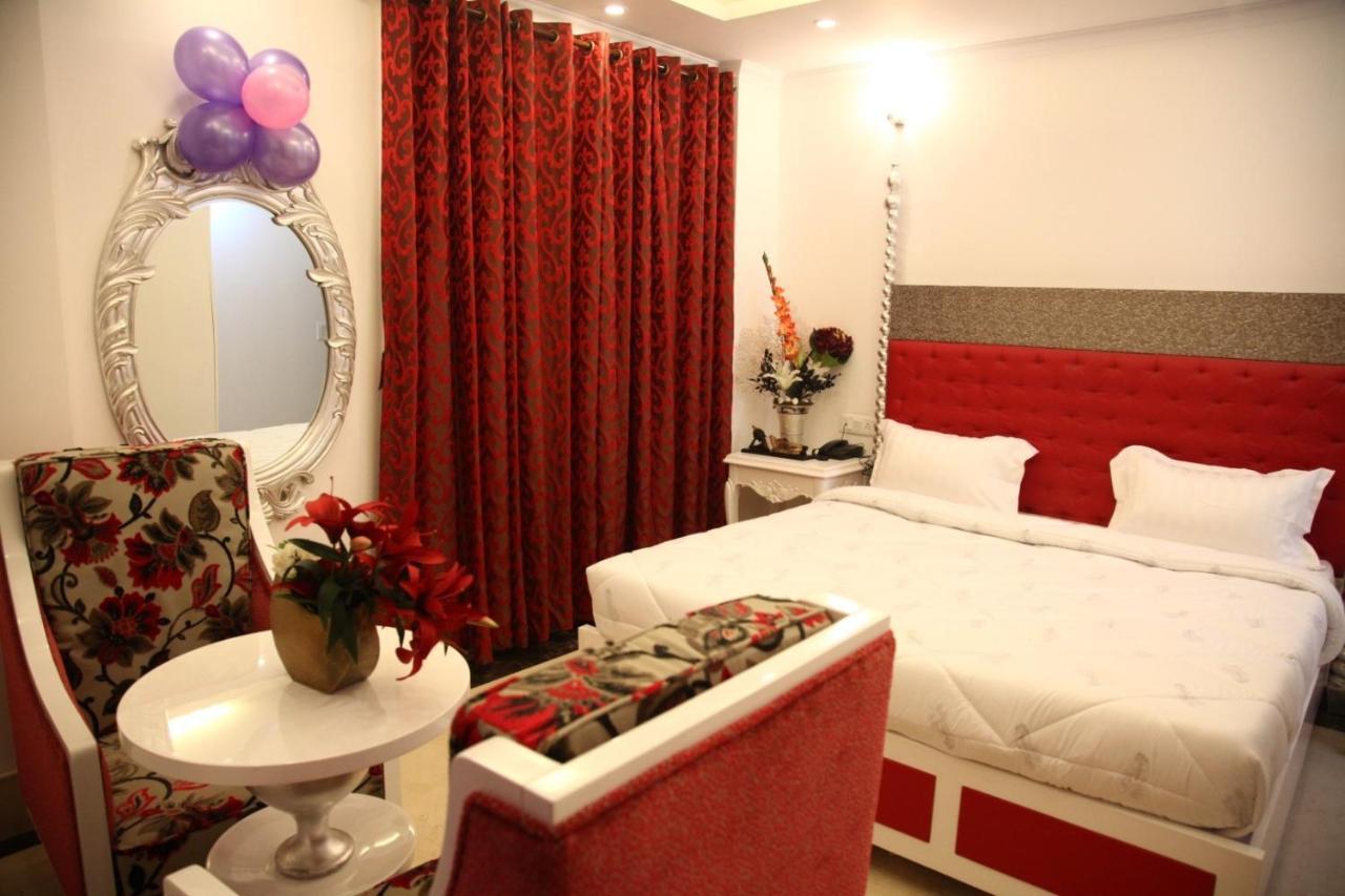 Hotel Dev Residency Vrindavan Luaran gambar